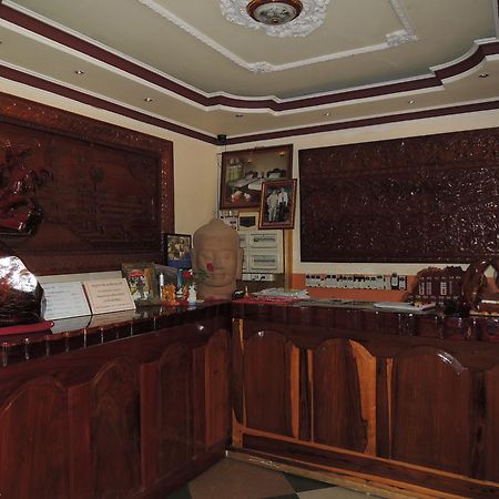 Thy Ny Hotel Battambang Buitenkant foto