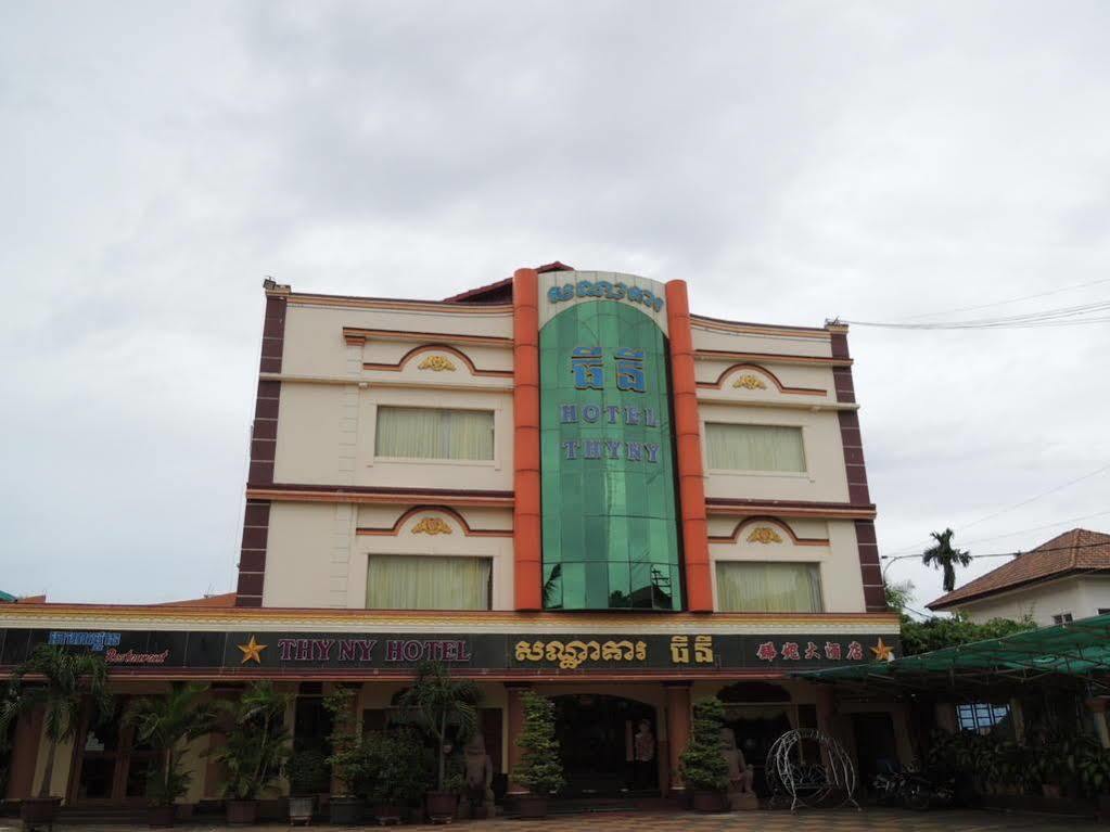 Thy Ny Hotel Battambang Buitenkant foto